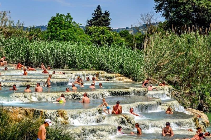 Saturnia-di-Terme-Italy-hot-springs-compressor