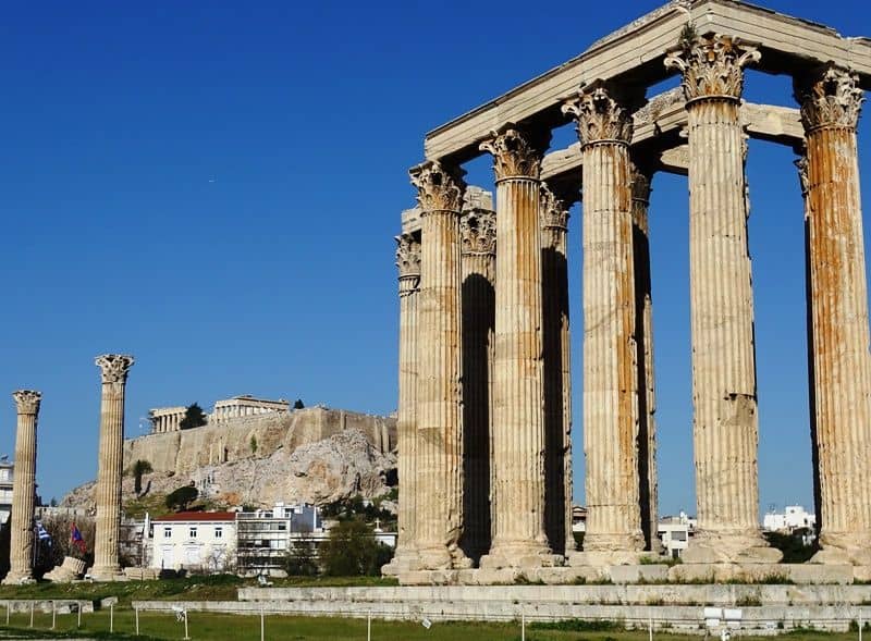 Day 2 Greece itinerary - visiting temple of Zeus