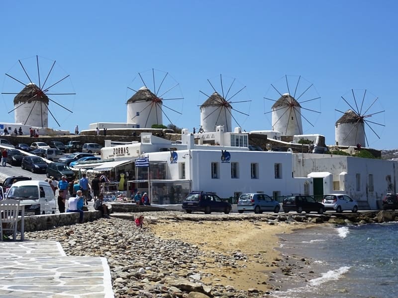 De onderste windmolens in Mykonos-stad