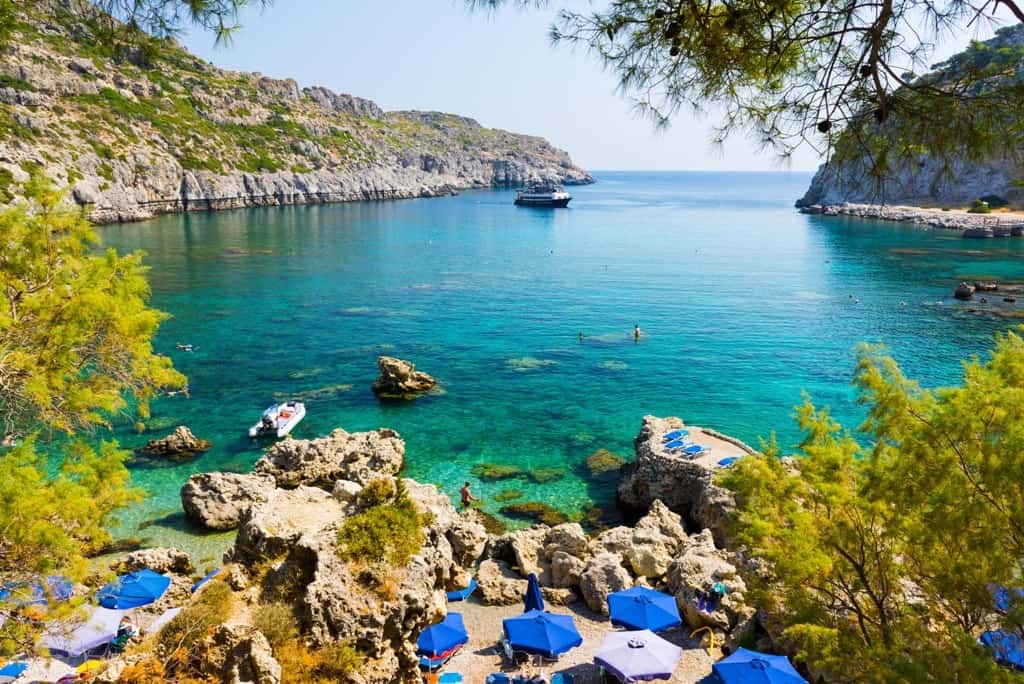 Anthony Quinn Bay Rhodes -The Best Rhodes Beaches