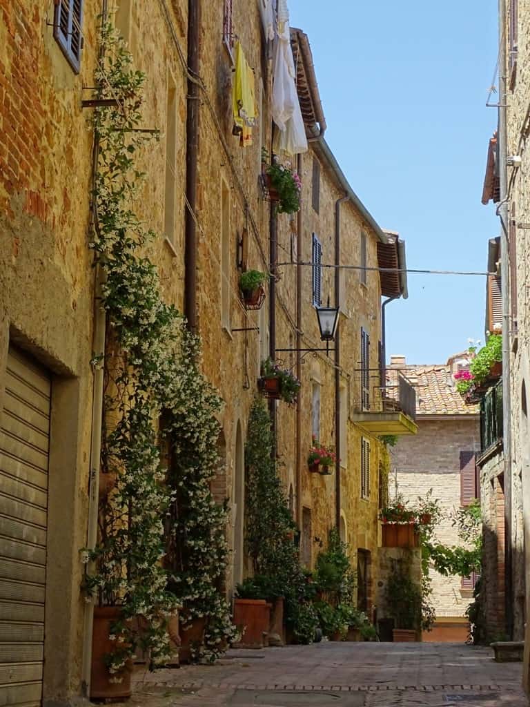 Pienza - hilltop villages and towns in Tuscany