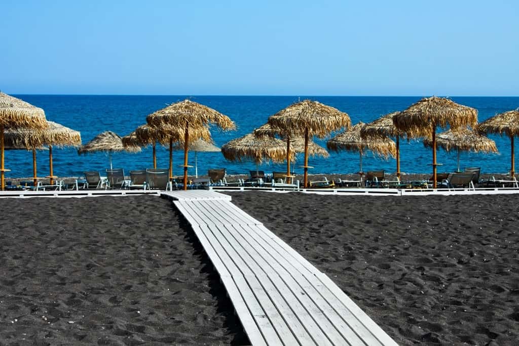 Perivolos Beach -The best Santorini Beaches