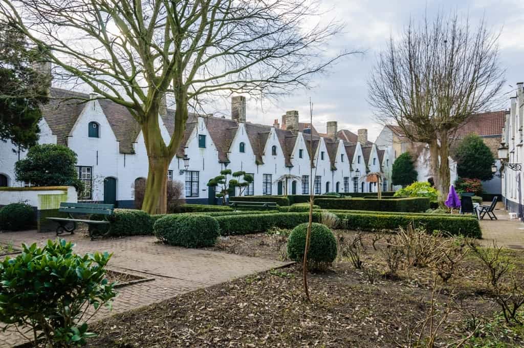 Almshouses - 2 days in Bruges