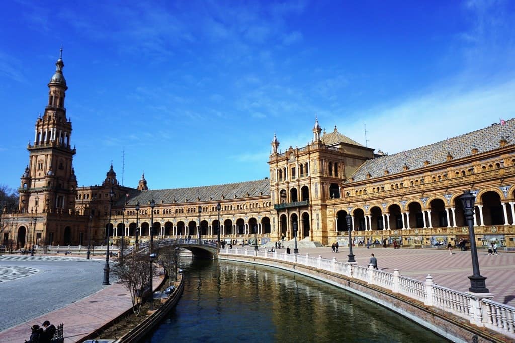 One Day in Seville - Plaza de España