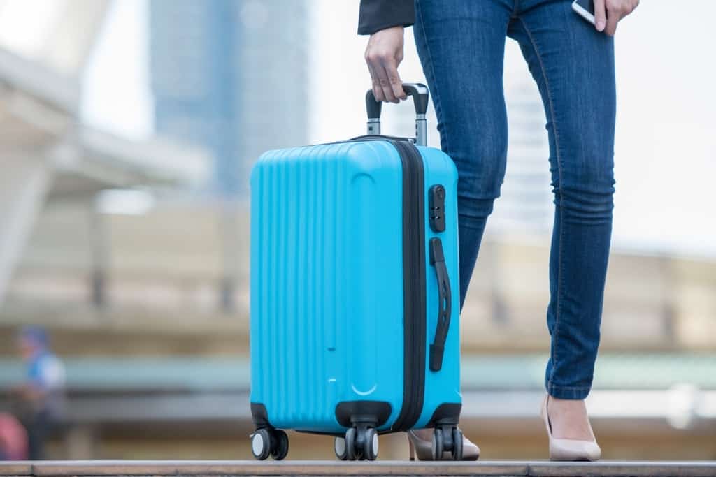 handbag airport