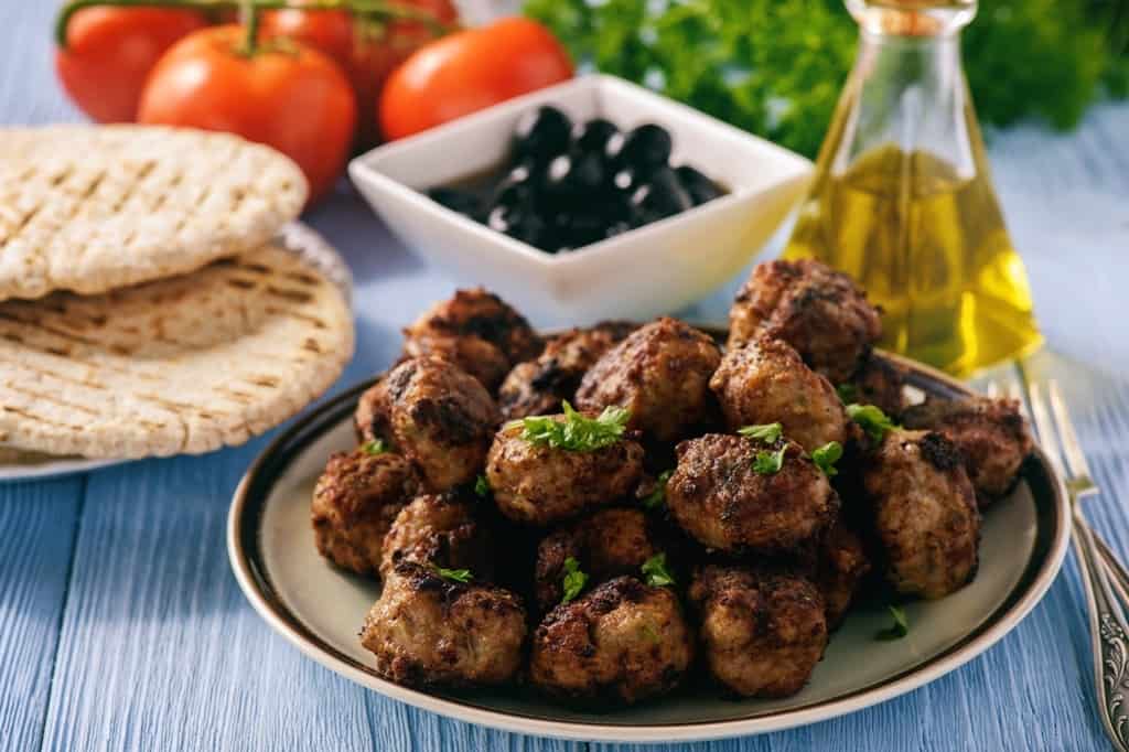 Keftedakia - Meatballs - what to eat in Greece