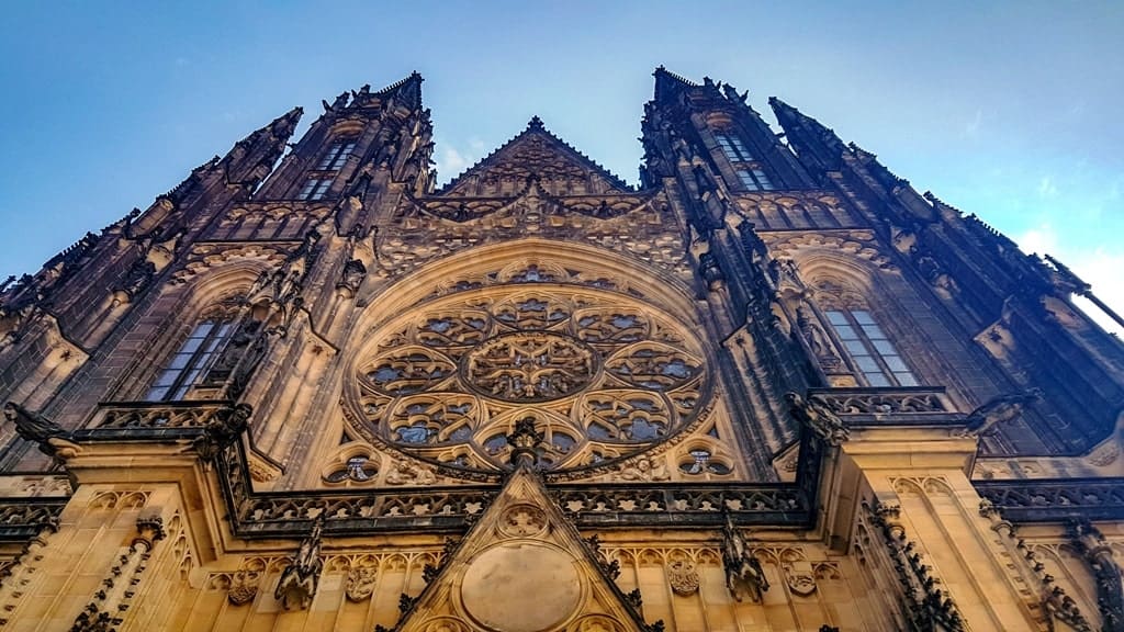 prague, vienna, budapest itinerary - St Vitus Cathedral