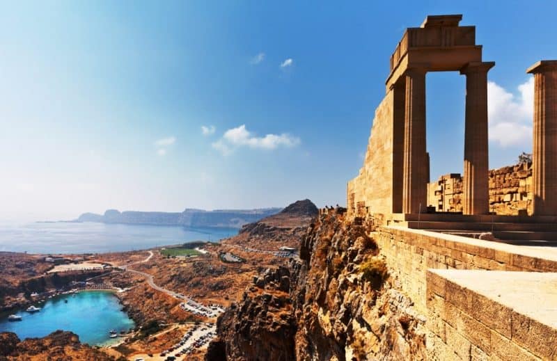 historical tourist attractions in greece