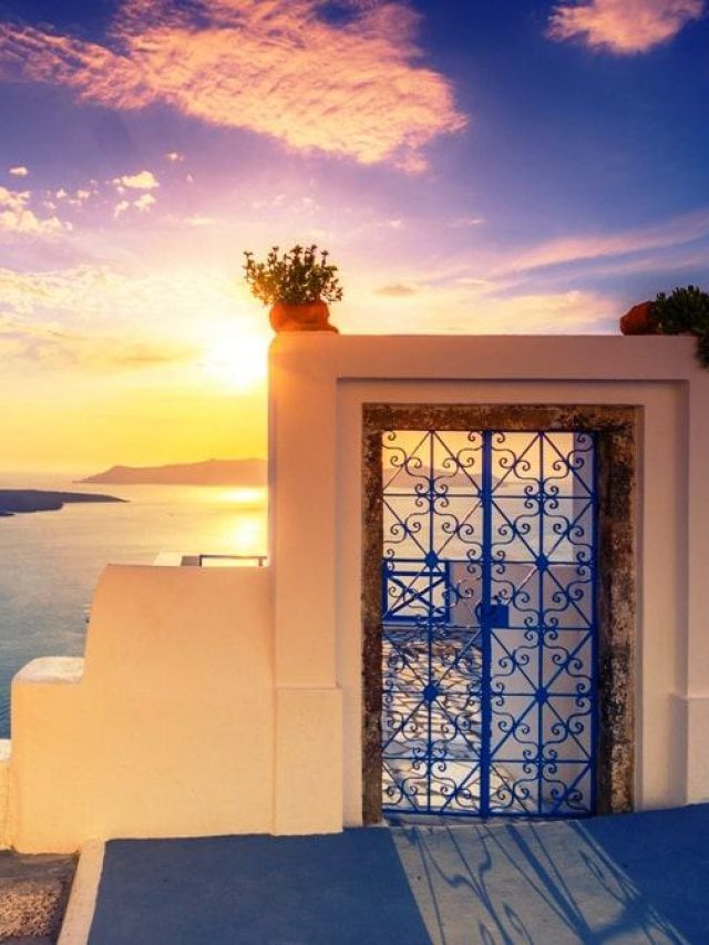 12 Things to Do in Fira, Santorini / 2024 Guide Story