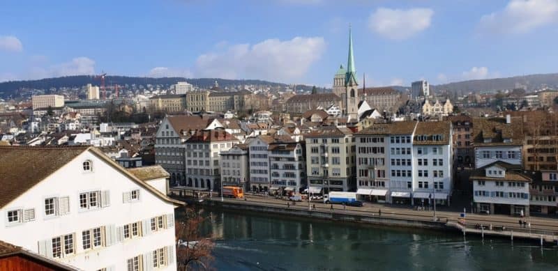 Lindenhof - Zurich in winter itinerary