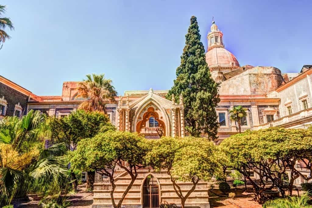 Cloister of the Benedictine Monastery of San Nicolo l'Arena in Catania - Sicily itinerary