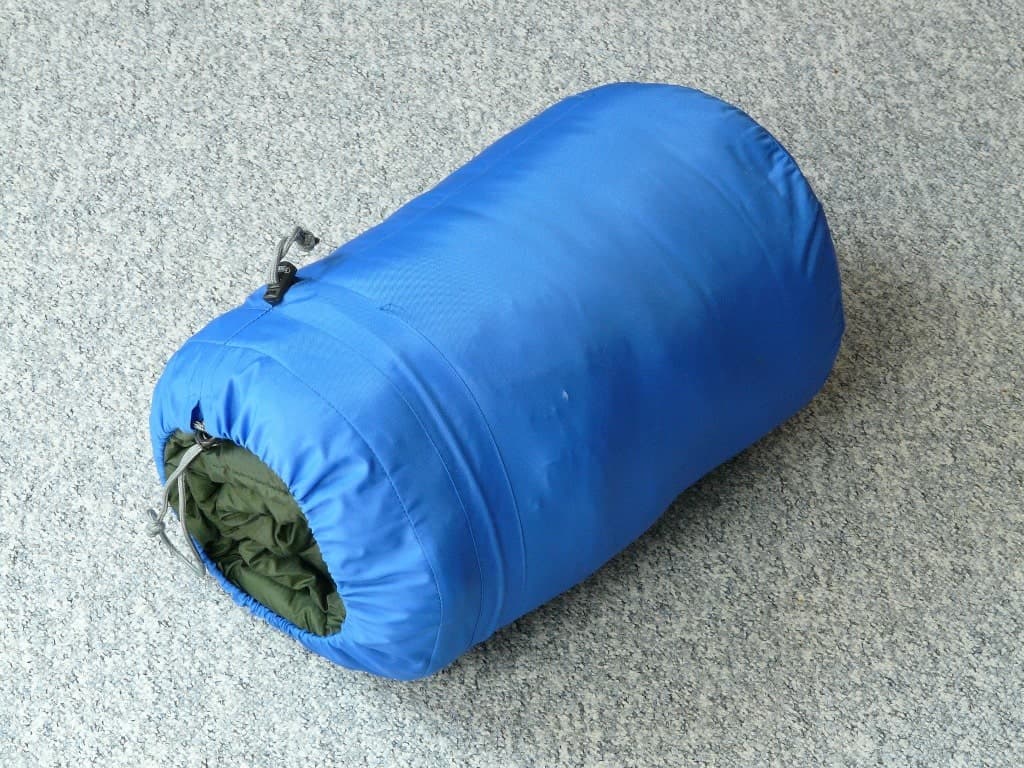 Sleeping Bag Flannel Hooded Camo Durable Cold Weather Sleep Bag Outdoor Camping