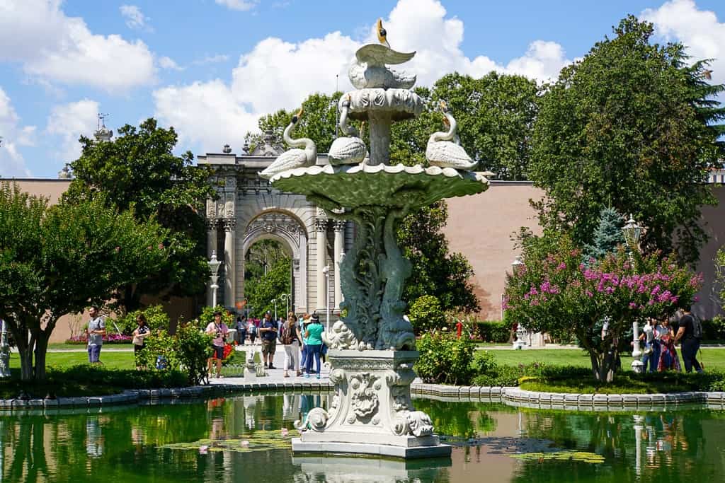 Dolmabahce Palace - istanbul itinerary
