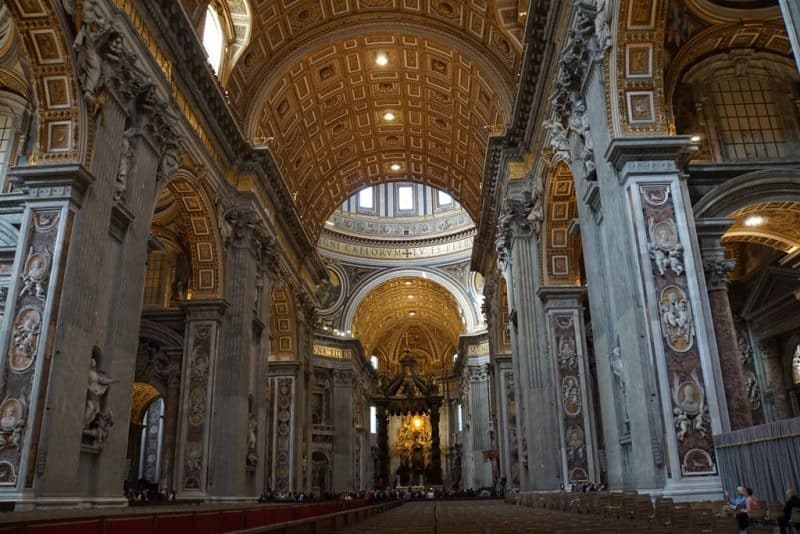 Why You Should Take an Early Entrance Guided Tour to the Vatican ...