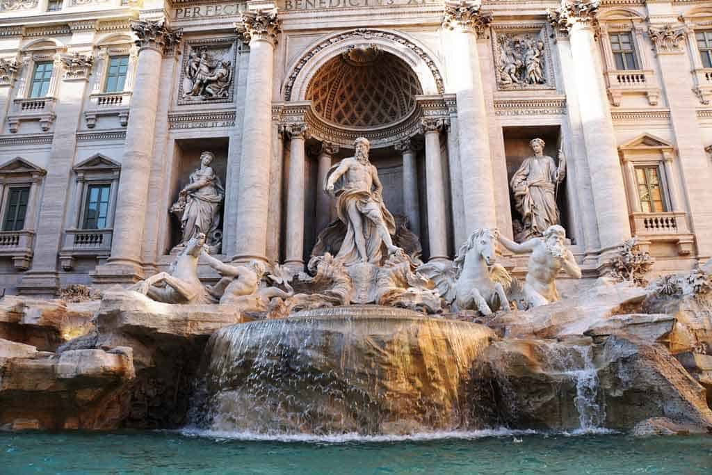 Things to do in Rome-Fontana di Trevi