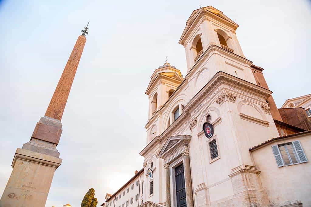Trinita dei Monti church - Rome travel guide