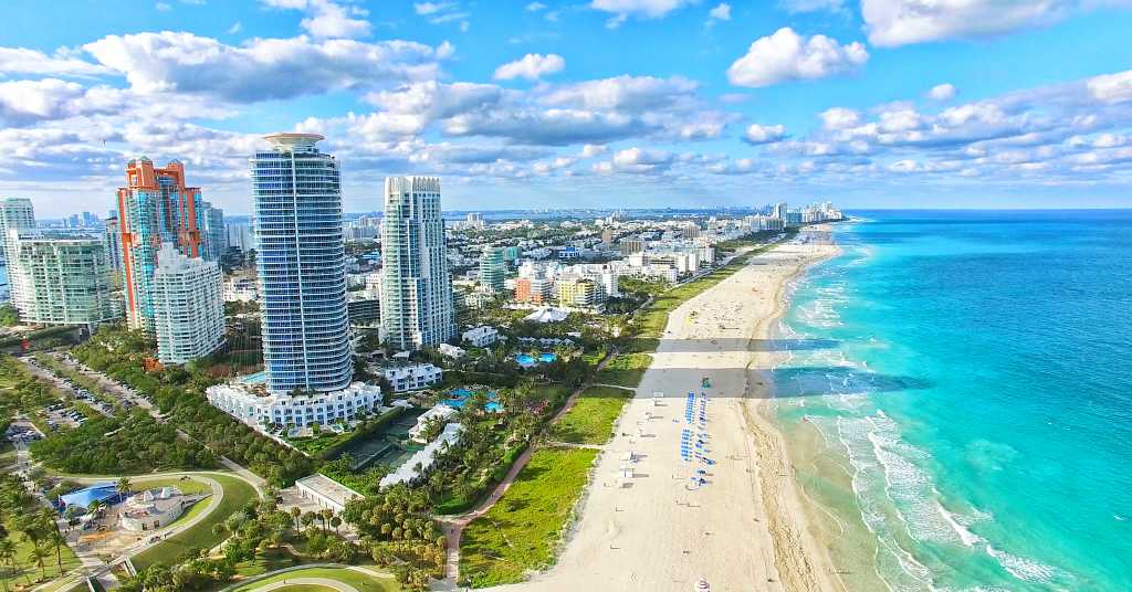 Miami - warm place in the us in warm winter February