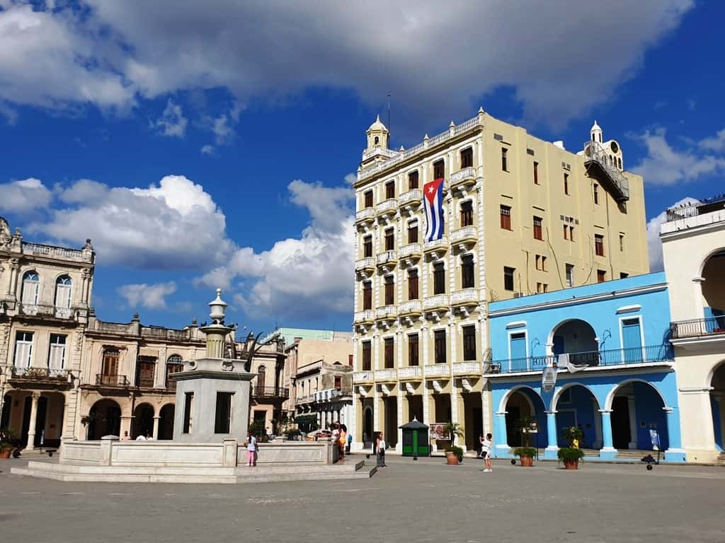 Plaza Vieja - 3 days in Havana