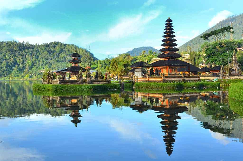 Pura Ulun Danu temple - 7 days in Bali