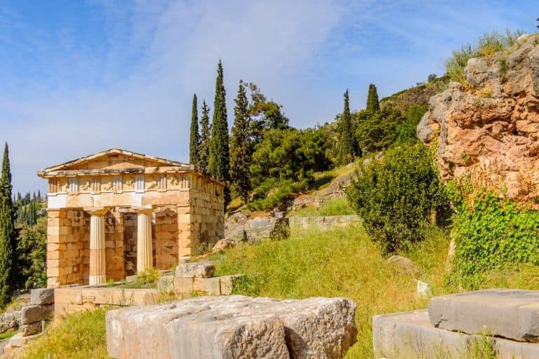 Delphi Day Trip From Athens - Travel Passionate