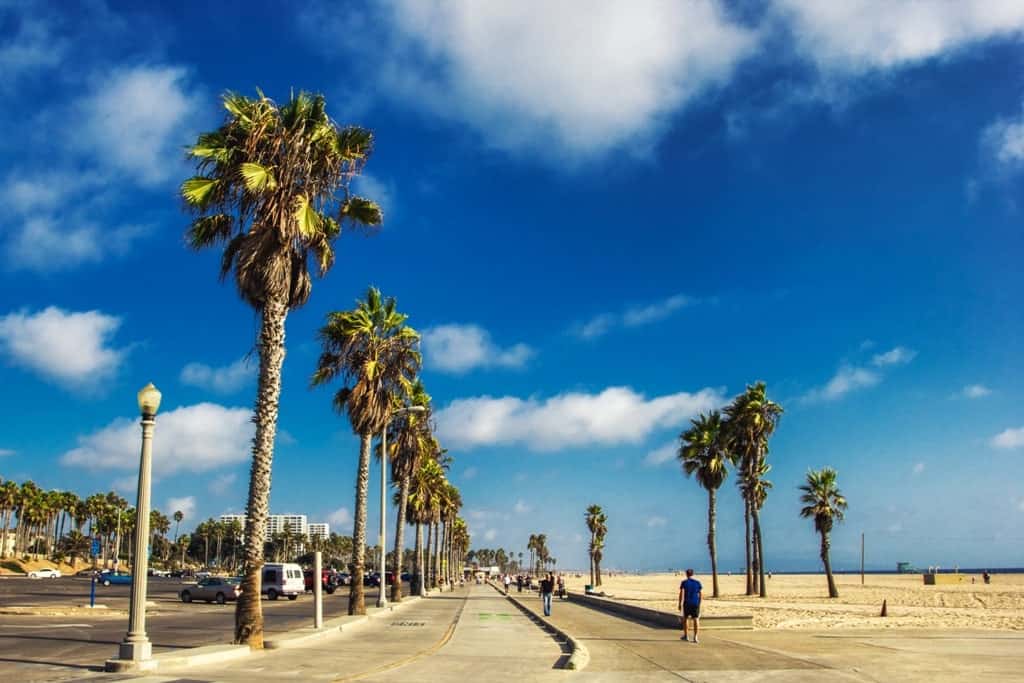warm places to travel in california