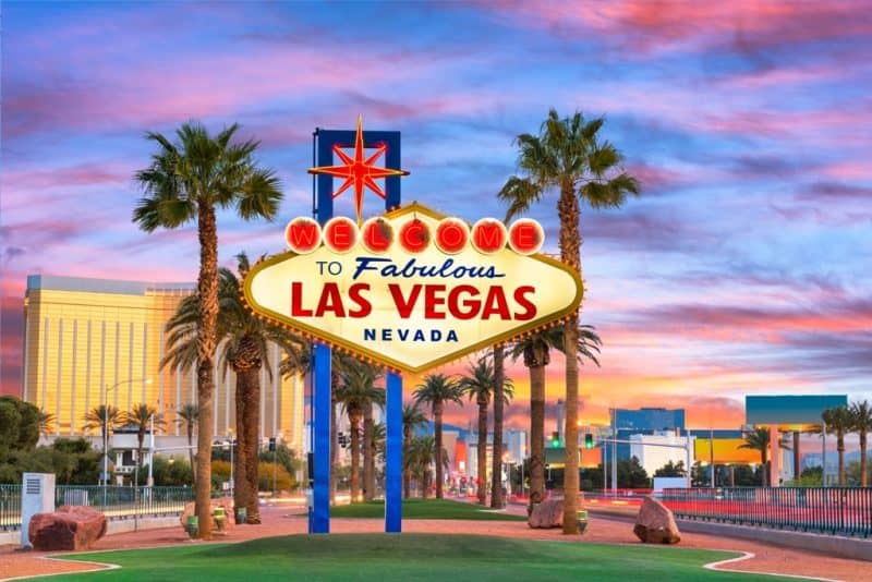 Las Vegas - Warm destinations to visit in the Us in April
