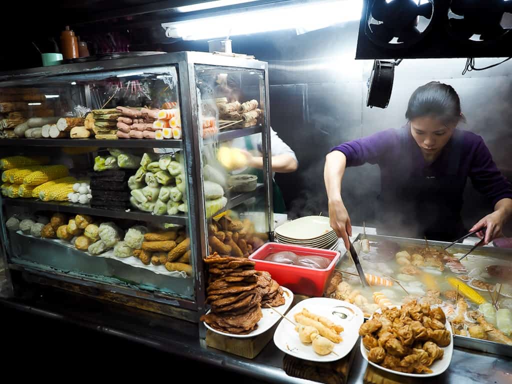 Night market in Taipei - 2 day Itinerary