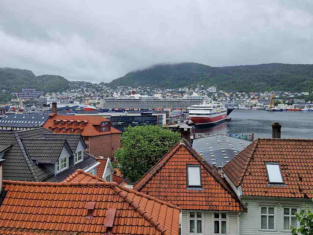 Ships - One Day in Bergen, Norway