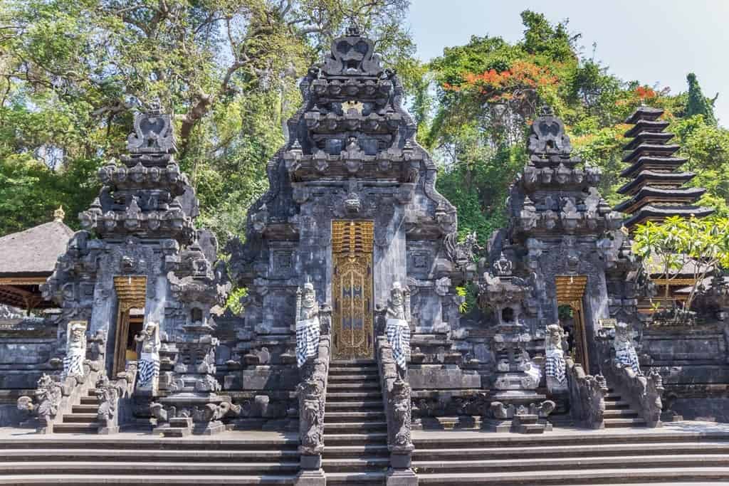 Pura Goa Lawah - temples in Bali