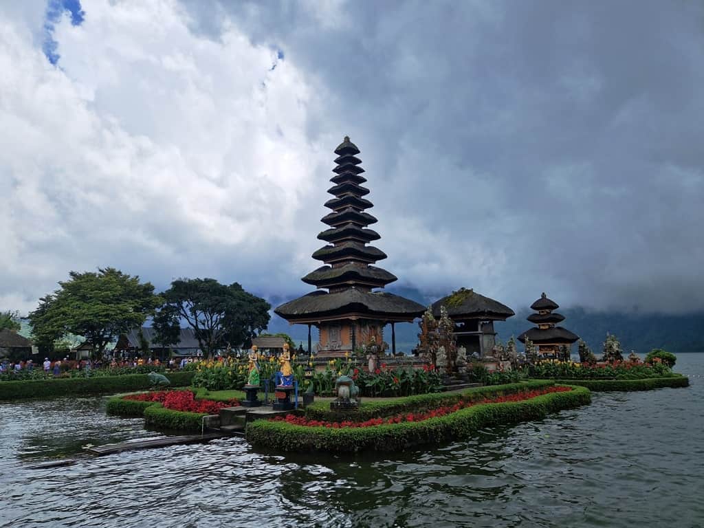 A Guide To Pura Ulun Danu Beratan Temple In Bali