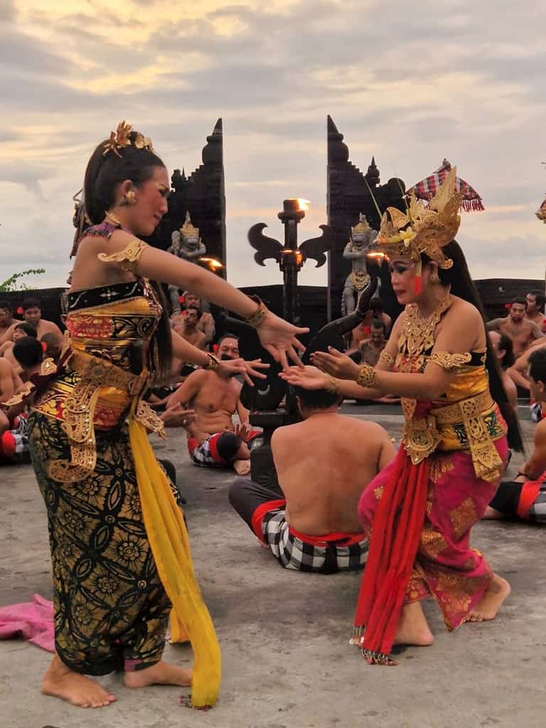 uluwatu temple kecak dance In Bali