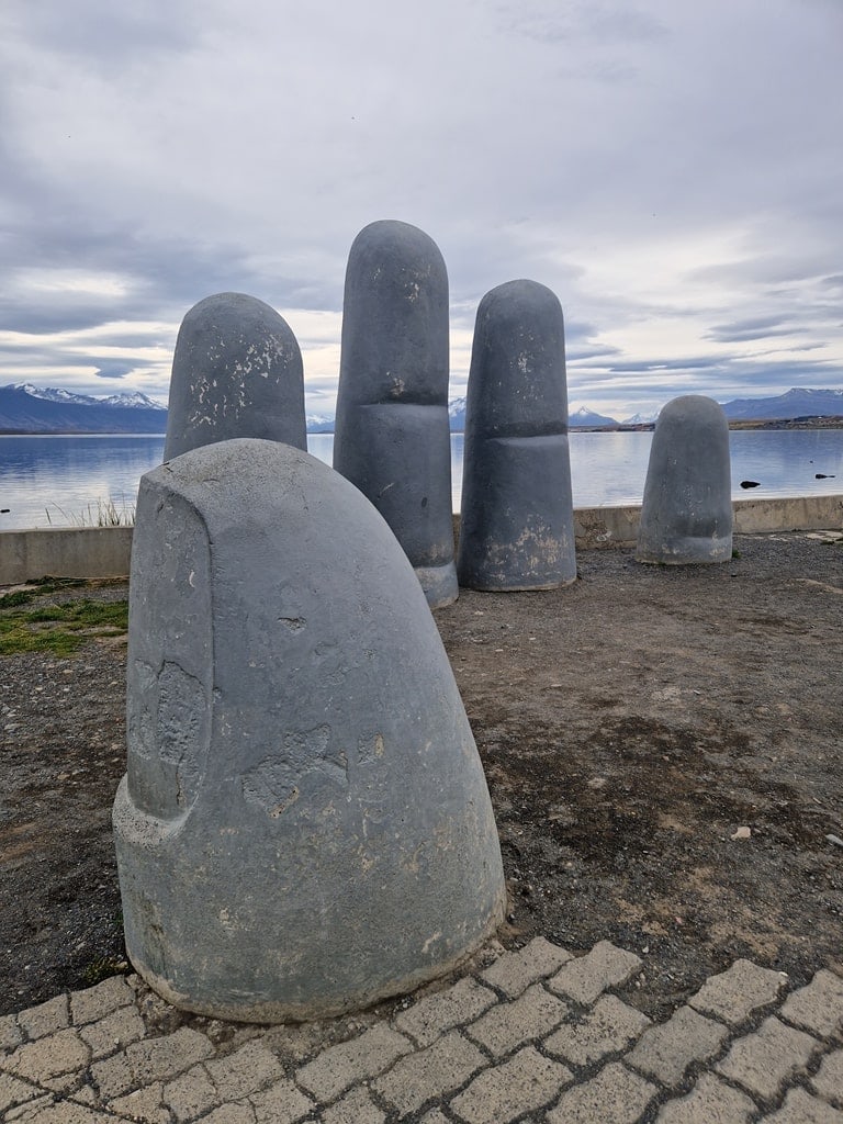 Monumento de la Mano (- things to do in Puerto Natales