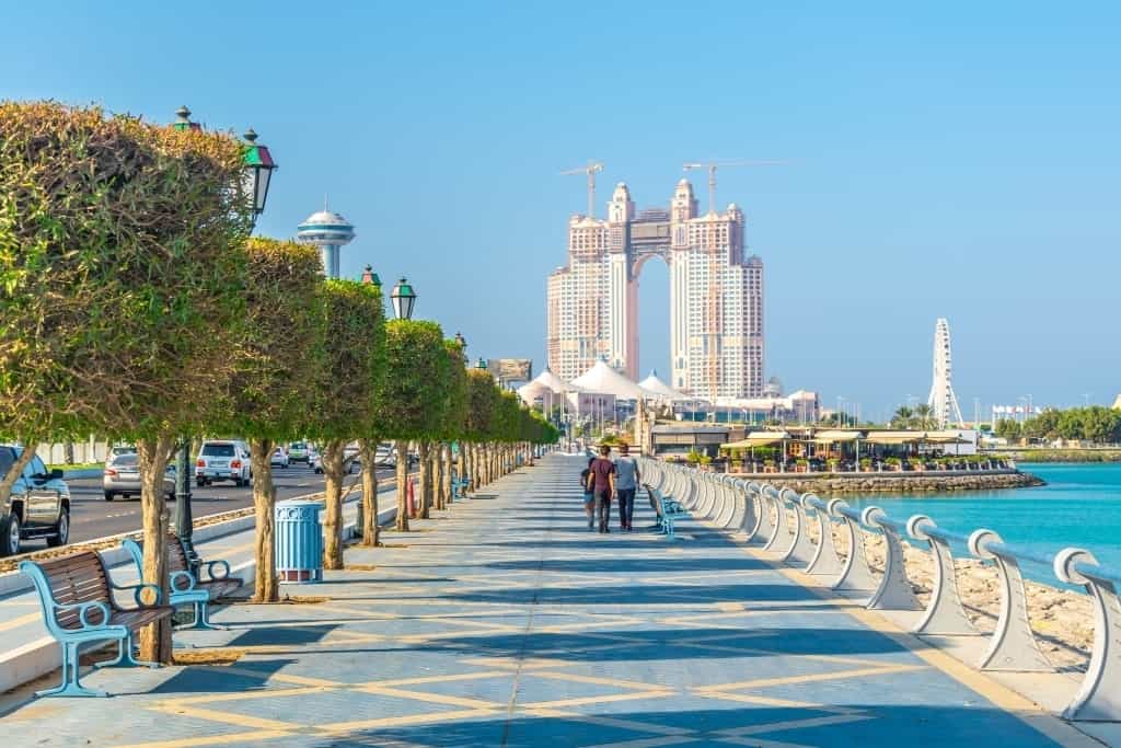 The Waterfront Corniche - one day in Abu Dhabi